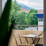 Helios - Lumineux 65 M2 Apartment